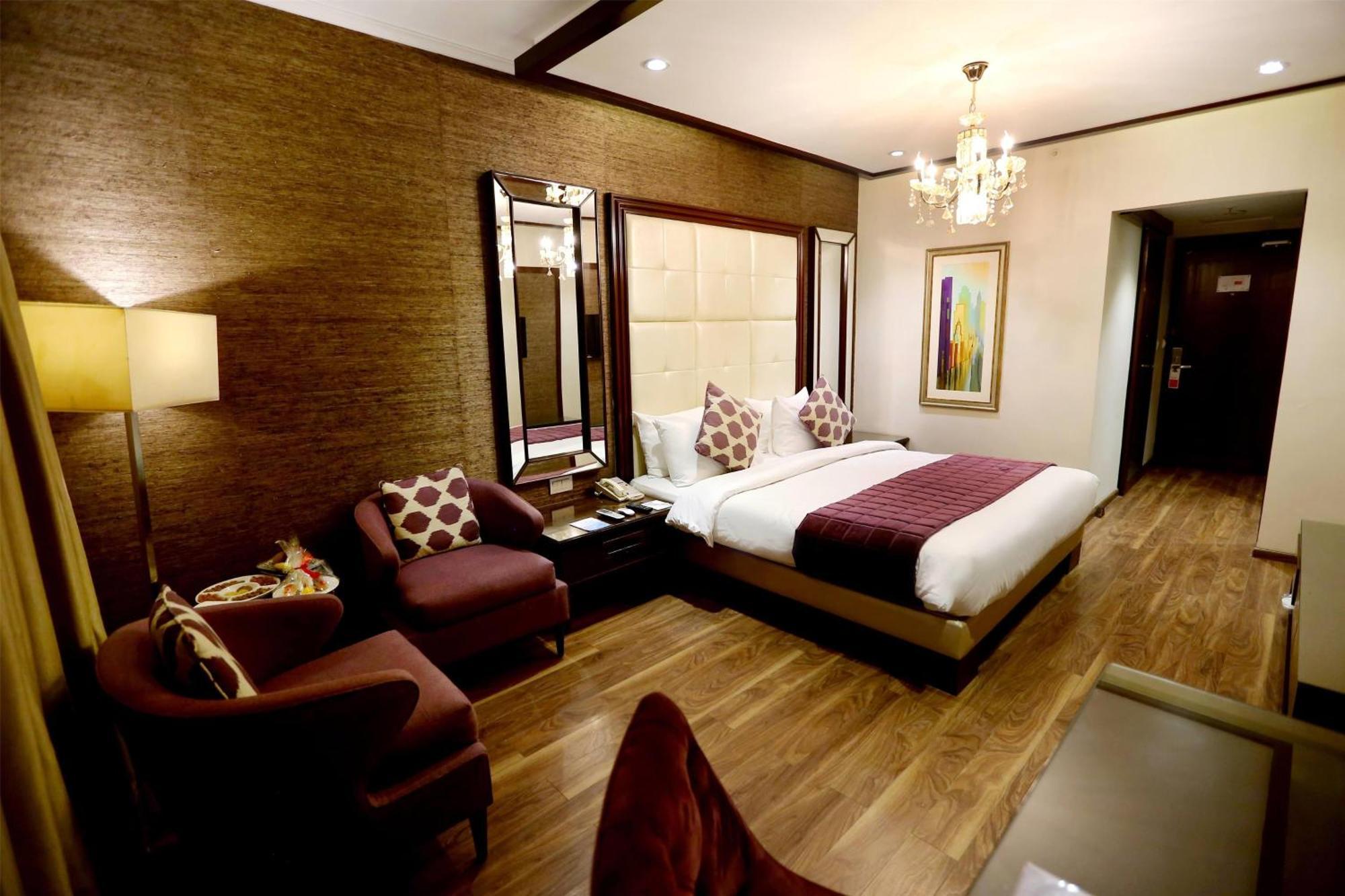 Ramada By Wyndham Multan Hotel Luaran gambar